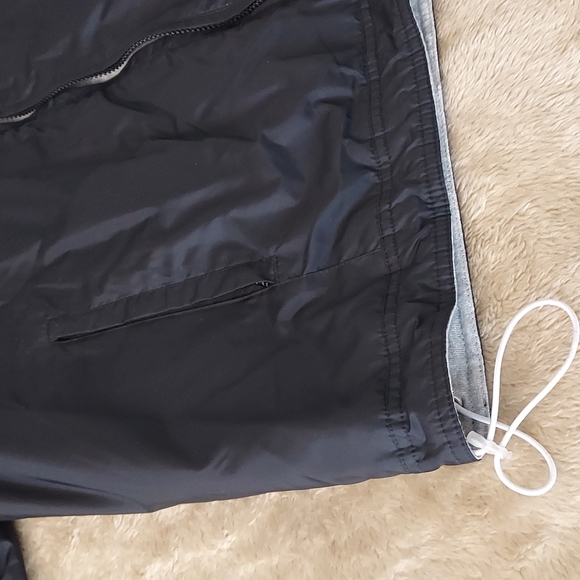 Womens Cheetah Reversible Jacket Hoody - Picture 4 of 11